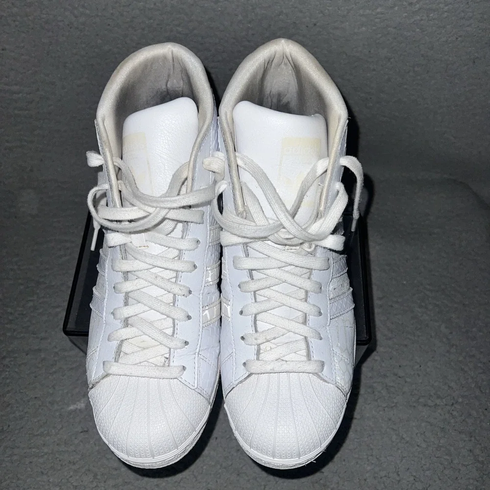 adidas Originals Pro Model Sneakers Men's 8½ Reflective Snake Skin Shoes D69287